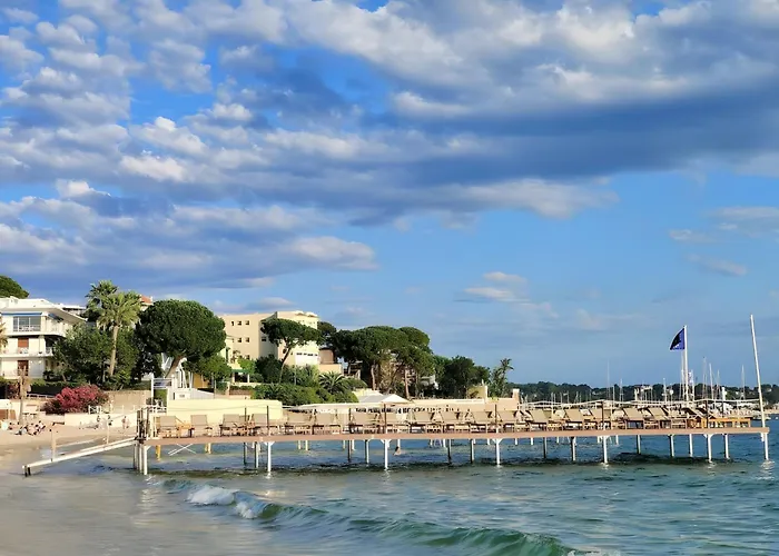 Rives Bleus Juan-les-pins Luxury *